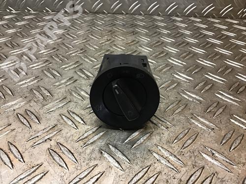 Used Headlight switch SKODA FABIA II Combi (545) 1.4 TDI (70 hp) 7000554