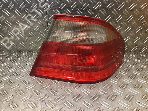 Used Right taillight MERCEDES-BENZ CLK (C208) CLK 55 AMG (208.374) (347 hp) 20694348