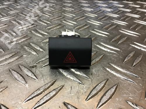 Used Warning switch SKODA SUPERB II (3T4) 2.0 TDI (140 hp) 6593998
