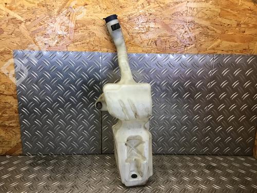 Used Windscreen washer tank FORD KA (RU8) 1.2 (69 hp) 9733013
