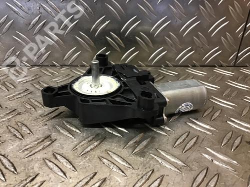 Right rear window motor MERCEDES-BENZ C-CLASS (W205) C 200 BlueTEC / d (205.037) | BP7212951E22 