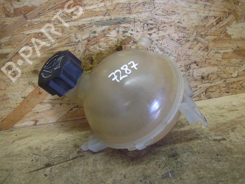 Used Expansion tank CITROËN C4 Coupe (LA_) 1.4 16V (88 hp) 14693882