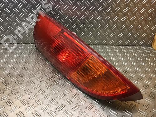 Used Left taillight FORD FOCUS I (DAW, DBW) 1.6 16V (100 hp) 9071490