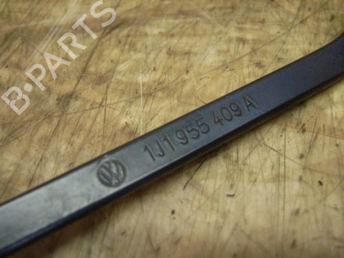 Front windshield wiper arm VW BORA I (1J2) 1.9 TDI | BP14693886C143 