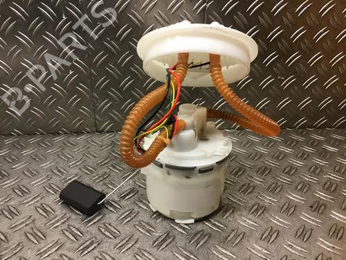 Fuel pump FORD MONDEO III Turnier (BWY) 2.0 16V | BP30773695M76