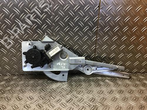 Fensterheber links vorne für RENAULT TWINGO I (C06_) 1.2 (C066, C068) (58 hp) 31022605