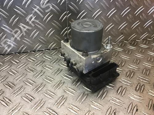 Used ABS pump FIAT PANDA (169_) 1.1 (169.AXA1A) (54 hp) 18235956
