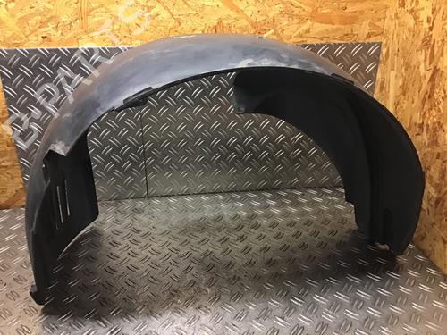 Used Wheel arch FORD FIESTA V (JH_, JD_) 1.6 16V (100 hp) 18745274