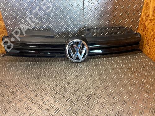 Used Grille Grille 39478118 39478118