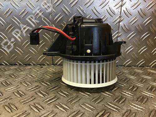 Heater blower motor SEAT IBIZA V (KJ1, KJG) 1.0 TSI | BP24954231M62 