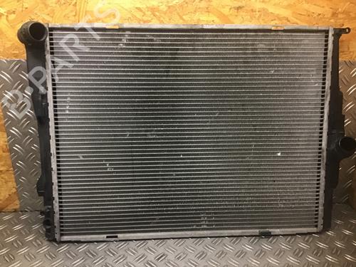 Used Water radiator BMW 1 (E87) 118 i (143 hp) 31585746