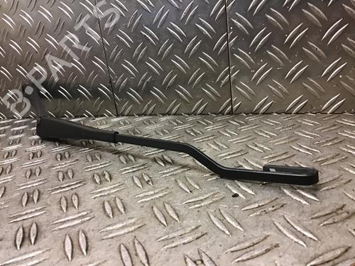 Front windshield wiper arm MERCEDES-BENZ C-CLASS (W203) C 200 Kompressor (203.045) | BP25439258C143 
