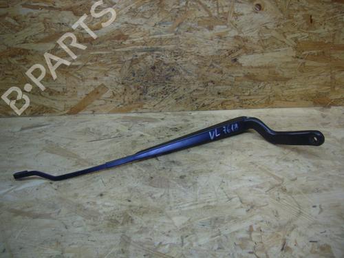 Used Front windshield wiper arm FORD FIESTA V (JH_, JD_) 1.4 TDCi (68 hp) 14694014