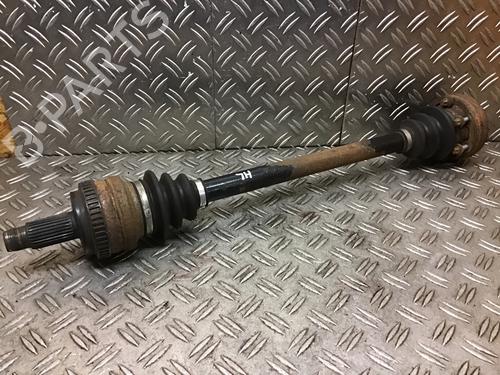 Used Left rear driveshaft BMW 1 (E87) 118 i (143 hp) 31322392