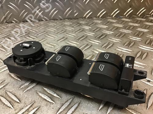 Switch FORD FOCUS III Turnier 1.6 TDCi | BP24152652I30