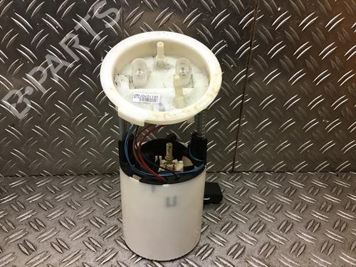 Used Fuel pump BMW 1 (E87) 118 i (143 hp) 31352097