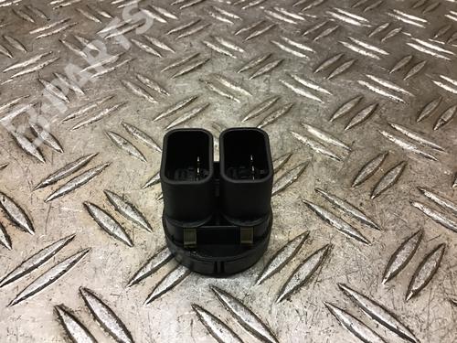 Switch FORD FIESTA V (JH_, JD_) 1.4 16V | BP9576032I30 