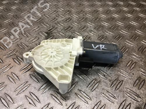 Used Right front window motor MERCEDES-BENZ A-CLASS (W169) A 150 (169.031, 169.331) (95 hp) 15622397