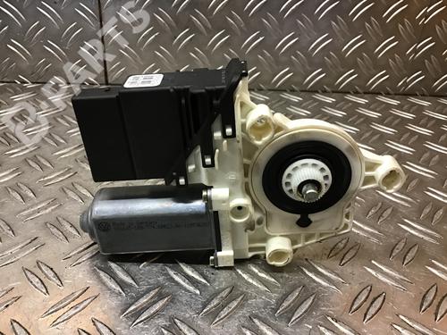 Left rear window motor VW TOURAN (1T1, 1T2) 1.9 TDI | BP6589185E23 