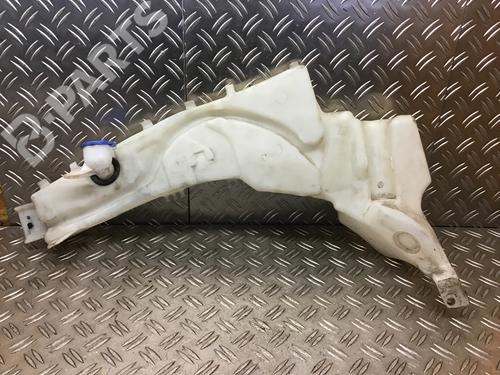 Used Windscreen washer tank Windscreen washer tank FORD FOCUS II Turnier (DA_, FFS, DS) 2.0 (145 hp) 8276784 8276784