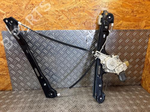 Front left window mechanism BMW 1 (E87) 116 d | BP39105322C22 - Image 4
