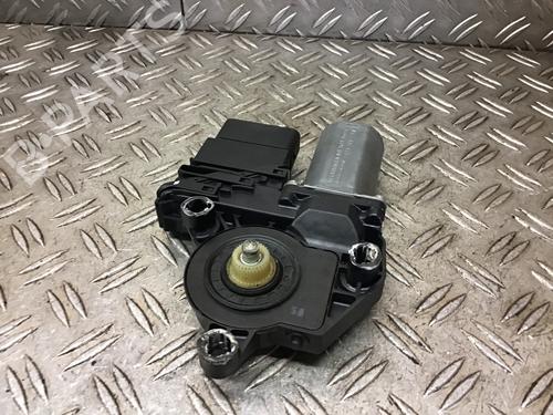 Right rear window motor VW GOLF PLUS V (5M1, 521) 1.4 16V | BP16759098E22 