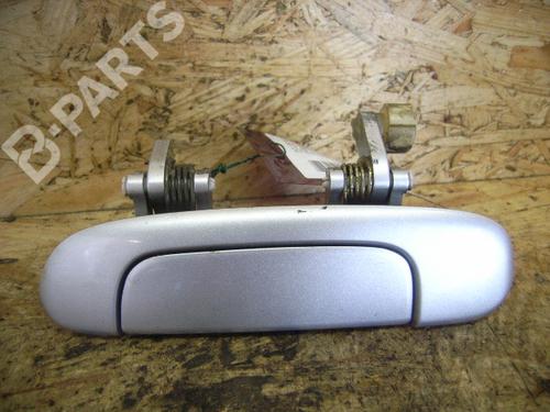 Used Rear left exterior door handle Rear left exterior door handle MAZDA PREMACY (CP) 1.9 (CP8W) (100 hp) 5052521 5052521