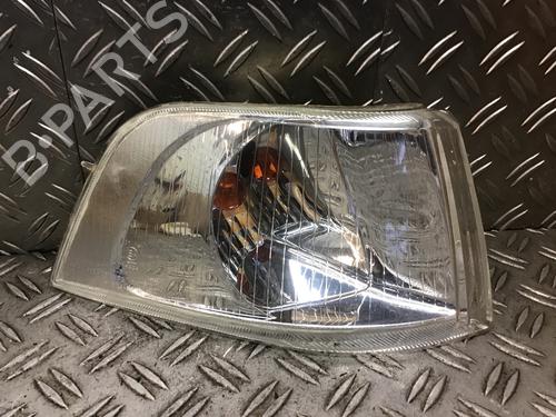 Clignoteur rechts VOLVO V40 Estate (645) 1.8 (122 hp) 32271726