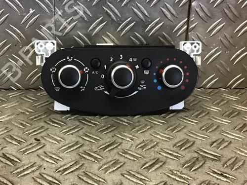 Used Climate control Climate control DACIA SANDERO II TCe 90 (B8M1, B8MA, B8AC) (90 hp) 33608445 33608445