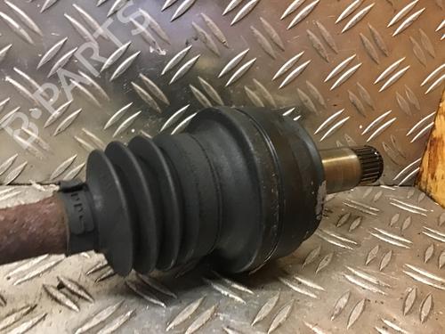 Right rear driveshaft MERCEDES-BENZ C-CLASS (W203) C 200 Kompressor (203.045) | BP28085775M41 