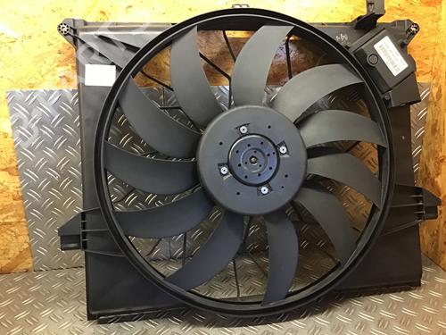 Used Radiator fan Radiator fan MERCEDES-BENZ GL-CLASS (X164) GL 320 CDI 4-matic (164.822) (224 hp) 34407139 34407139
