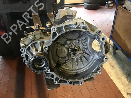 Used Gearbox VW GOLF IV (1J1) 1.6 (100 hp) 29161401