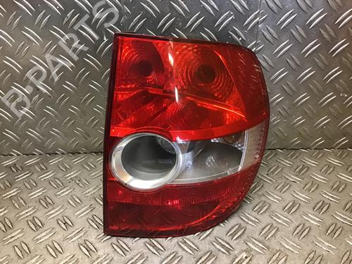 Rückleuchte Rechts für VW FOX Hatchback (5Z1, 5Z3, 5Z4) 1.2 (55 hp) 31809338