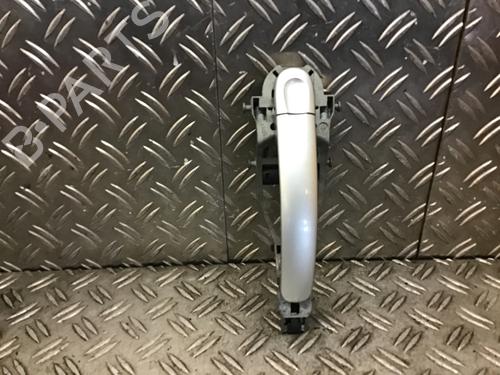 Rear right exterior door handle VW JETTA III (1K2) 2.0 FSI | BP31171976C130