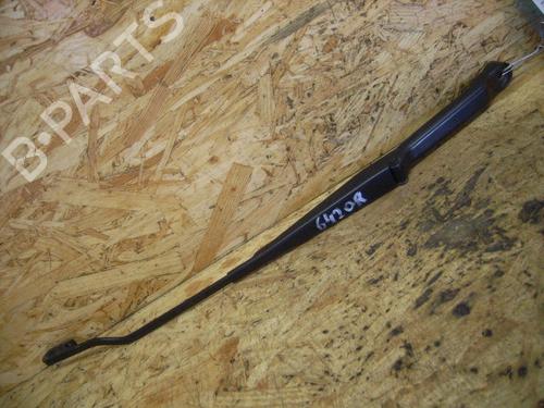 Used Front windshield wiper arm VW POLO (6N2) 1.4 (60 hp) 14693412