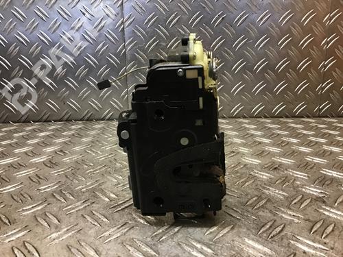 Used Front left lock VW POLO (9N_, 9A_) 1.4 16V (80 hp) 11133663