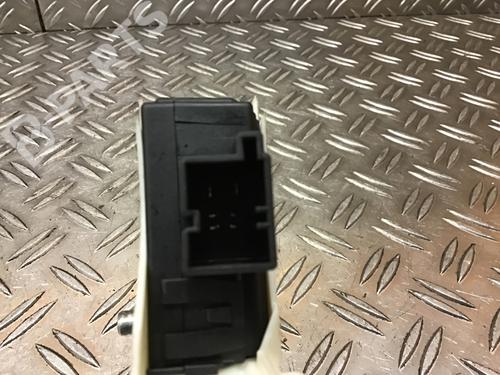 Right rear window motor SKODA SUPERB II (3T4) 2.0 TDI | BP6596161E22 