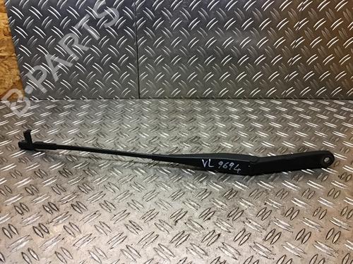 Used Front windshield wiper arm FORD FOCUS II (DA_, HCP, DP) 1.6 (100 hp) 14695414
