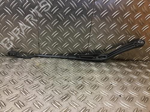 Front windshield wiper arm MERCEDES-BENZ C-CLASS (W203) C 200 Kompressor (203.045) | BP25439258C143 