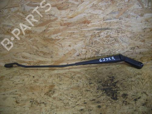 Used Front windshield wiper arm VW GOLF III (1H1) 1.8 (90 hp) 14693349