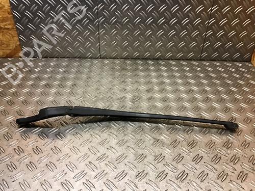 Front windshield wiper arm AUDI A6 C5 Avant (4B5) 2.5 TDI | BP14696054C143 