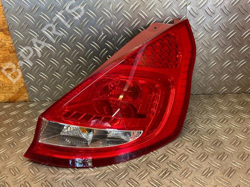 Used Right taillight Right taillight 37150748 37150748