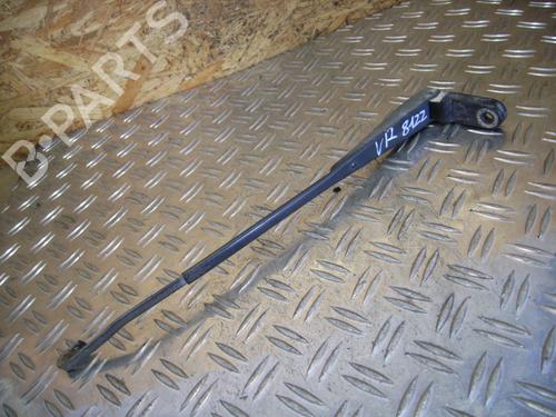 Used Front windshield wiper arm LAND ROVER DISCOVERY I (LJ) 2.5 TDI 4x4 (113 hp) 14694251