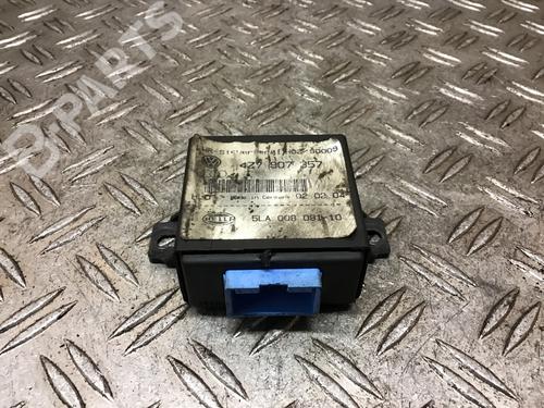 Used Lights ECU AUDI A6 C5 Avant (4B5) 2.5 TDI (180 hp) 11724105