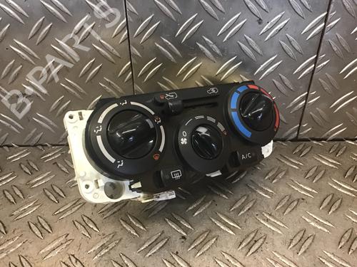 Climate control NISSAN MICRA III (K12) 1.2 16V | BP18642239I5 