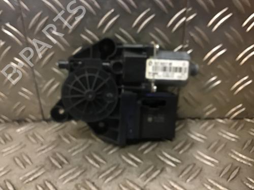Used Right rear window motor RENAULT SCÉNIC III (JZ0/1_) 1.4 16V (JZ0F, JZ1V) (131 hp) 30536848