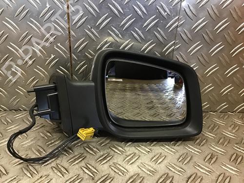 Retrovisor derecho Retrovisor derecho MERCEDES-BENZ A-CLASS (W169) A 150 (169.031, 169.331) (95 hp) 33883392 33883392