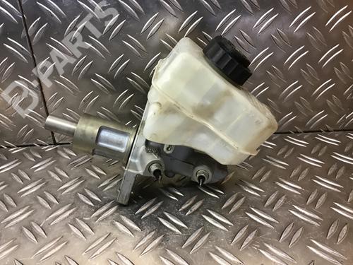 Used Brake master cylinder BMW 3 Touring (E91) 320 d (163 hp) 5953171