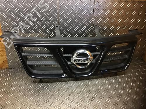 Used Grille NISSAN X-TRAIL I (T30) 2.0 4x4 (140 hp) 25729739