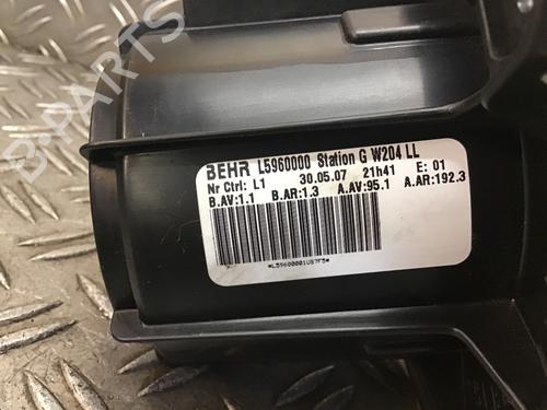 Heater blower motor MERCEDES-BENZ C-CLASS (W204) C 200 Kompressor (204.041) | BP25597724M62 
